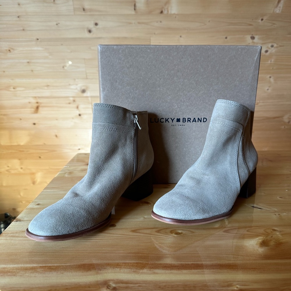Lucky boots Size 9
